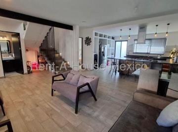 Casa de 4 habitaciones, Querétaro · Venta - Casa con Área de Tv, 3 Recámaras, Roof Garden, Estudio. San Isidro Juriquilla