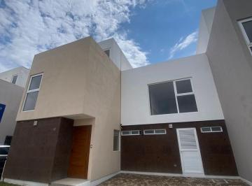 Casa · 197m² · 3 Recámaras · 2 Estacionamientos · Casa Cygnus Modelo B