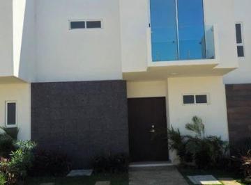 Casa en condominio · 99m² · 3 Recámaras · 2 Estacionamientos · Casa en Venta en Altavela Diamante