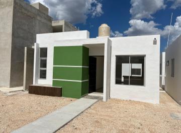 Casa de 2 habitaciones, Mérida · Casa en Caucel en Venta