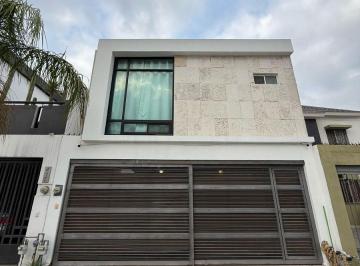Casa de 3 habitaciones, Monterrey · Casa Amueblada y Equipada con 3 Recámaras