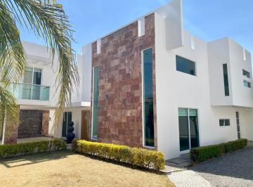Casa · 370m² · 5 Recámaras · 3 Estacionamientos · Casa en Venta @ Sabino (Haras Cd. Ecológica)