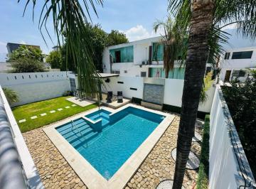 Casa · 540m² · 4 Recámaras · Casa - Fuentes del Valle