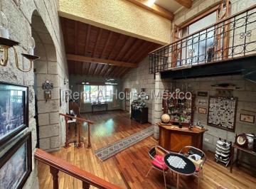 Casa de 3 habitaciones, Querétaro · Venta, Claustros del Parque - Casa Cuarto de Servicio, Estudio, Área de Tv, 3 Recámaras