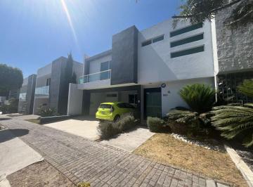 Casa de 3 habitaciones, San Andrés Cholula · Renta de Casa con Jardín Zona Lomas de Angelópolis 1, San Andrés Cholula