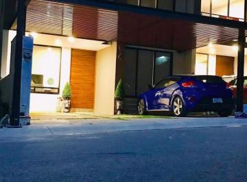 Casa de 3 habitaciones, Corregidora · Venta de Casa en El Condado Corregidora Queretaro, con 225 m² con Recamara, Sala de Tv U Oficina
