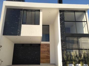 Casa de 1 habitación, Aguascalientes · Fgt - Casa en Venta - Muralia I