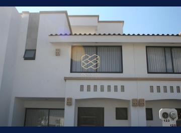 Casa · 145m² · 3 Recámaras · 2 Estacionamientos · Casa en El Cielo Residencial