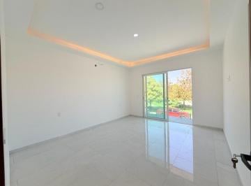 Dúplex de 4 habitaciones, Zapopan · Casa en Venta en Valle Imperial
