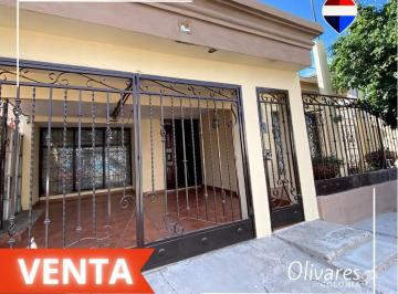 Casa · 161m² · 3 Recámaras · 1 Estacionamiento · Casa en Venta en Colonia Olivares