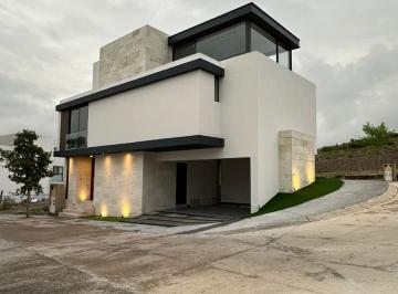 Casa · 335m² · 3 Recámaras · Casa en Venta en Lomas de Chapultepec