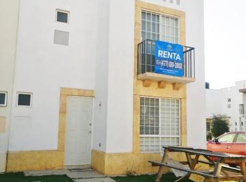 Casa · 89m² · 3 Recámaras · 2 Estacionamientos · Casa en Renta Semiamueblada en Esquina Fracc El Dorado, Cerca de Puerto Interior