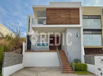 Casa de 3 habitaciones, Querétaro · Casa en Venta en Cumbres del Lago
