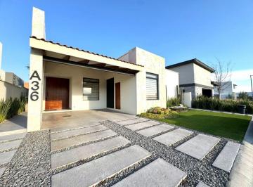 Casa de 3 habitaciones, León · Casa en Venta de Una Planta en El Molino en Condominio XI