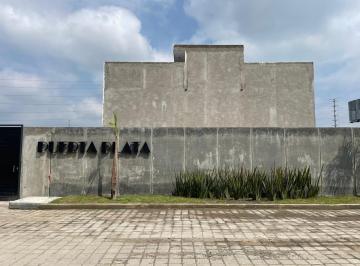 Casa · 202m² · 3 Recámaras · 2 Estacionamientos · Casa en Venta en Momoxpan, Zona Explanada