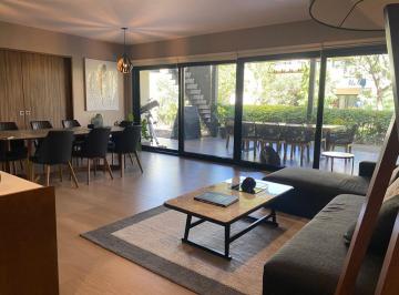 Casa de 5 habitaciones, Celaya · Casa en Venta Magno Residencias