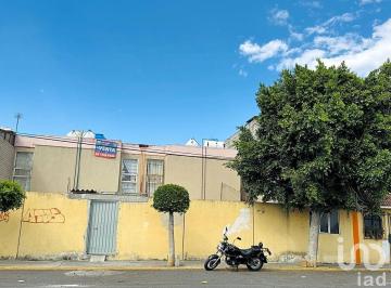 Casa · 88m² · 3 Recámaras · Venta de Casa en Col. Los Héroes Ixtapaluca, Ixtapaluca, Edomex.