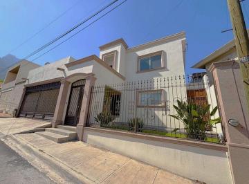 027d9c5a3698fae53440c66600274367c2e167df40df8aaa0f0a183e757cdc52 · Casa en Venta, Cumbres 4to Sector en Exclusiva Privada