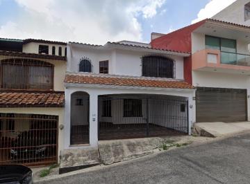 Casa de 3 habitaciones, Xalapa · Casa en Venta en Xalapa - Enríquez, Ver.