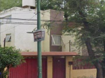 Casa en Venta de 4 habitaciones Del Carmen · % Excelente Oportunidad! Casa en Venta, Muy por Debajo del Costo Comercial, en Berlín Coyoacán!
