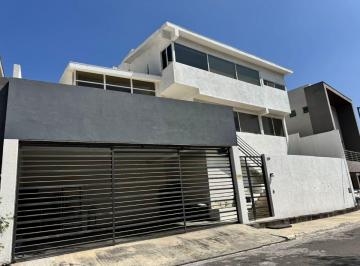 Casa de 3 habitaciones, Monterrey · Casa en Venta en Sierra Alta Sector Rincon de Las Lomas. Zona Sur - Carretera Nacional Monterrey, N. L
