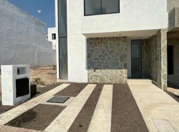 Casa de 4 habitaciones, El Marqués · Casa en Venta en El Marqués, Qro