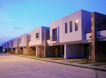 Casa de 3 habitaciones, San Pedro Tlaquepaque · Casa Dos Plantas Valle del Sur Tlaquepaque