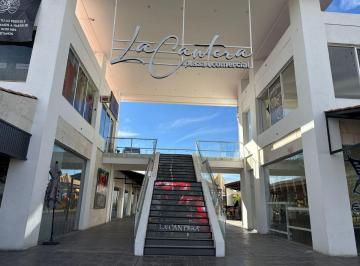 Local comercial , Aguascalientes · Rmc - Local en Venta en Plaza de La Cantera, Al Sur Poniente de La Ciudad