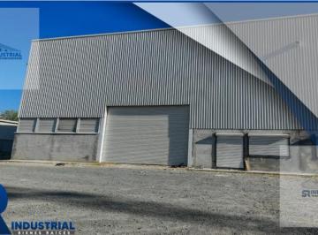 Bodega comercial · 1065m² · Bodega en Renta en Apodada