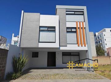 Casa de 4 habitaciones, San Andrés Cholula · Venta de Casa en Fraccionamiento La Mezza
