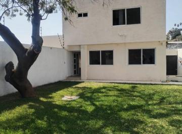 Casa · 210m² · 3 Recámaras · 2 Estacionamientos · Casa Sola en Ahuatepec Cuernavaca - Maz - 2619 - Cs