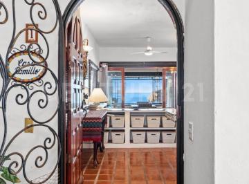 Departamento · 72m² · 1 Recámara · Encantador Departamento Frente Al Mar en El Corazón de Puerto Vallarta