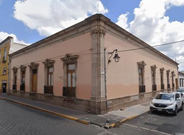 Casa de 9 habitaciones, Morelia · Casa en Venta en Morelia, Centro Histórico