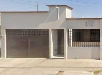 Casa de 3 habitaciones, Aguascalientes · Casa en Recuperacion Bancaria
