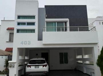 Casa de 3 habitaciones, Mazatlán · Casa Amueblada en Coto Privado | 3 Recámaras | Excelente Ubicación y Plusvalía