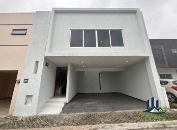 Casa de 3 habitaciones, Xalapa · Casa en Venta en Fraccionamiento Cerrado
