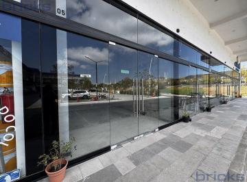 Local comercial · 41m² · 50 Estacionamientos · Renta de Local Comercial en Planta Baja, Zakia Querétaro.