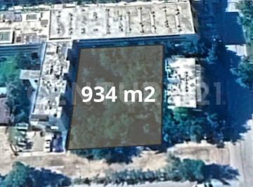 Terreno / Lote · 934m² · Terreno Comercial en Av Principal en Venta en La Veleta, Tulum.