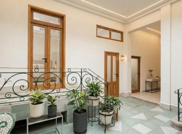 Casa · 251m² · 3 Recámaras · 1 Estacionamiento · Casa en Venta en Colonia Roma
