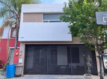 Casa de 3 habitaciones, Guadalupe · Casa en Venta en Jardines de Andalucía, Guadalupe N. L