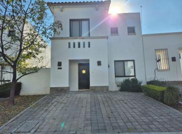Casa en condominio de 3 habitaciones, Querétaro · Casa en Venta en Juriquilla, Querétaro de 3 Habitaciones y Terreno de 179 m²