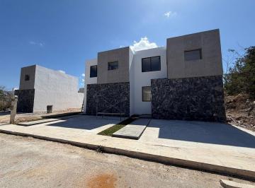bb91c341452325c79e720d0baf27396402a97fcf7fc57959d96792e55db7ebb0 · Townhouses en Preventa, Ciudad Central Mérida - Recámara en Planta Baja y Patio