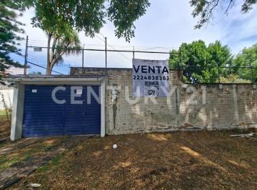Quinta · 400m² · 3 Recámaras · 10 Estacionamientos · Casa de un Nivel en Atlixco, con Alberca Zona Casa de Piedra