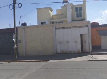 Casa de 3 habitaciones, Toluca · Casa en Venta Toluca San Pedro Totoltepec