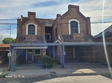 Casa · 412m² · 4 Recámaras · 4 Estacionamientos · Casa en Anahuac