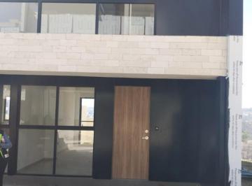 Casa · 105m² · 1 Estacionamiento · Casa en Venta Terraza Arborada Bosque Esmeralda Atizapán