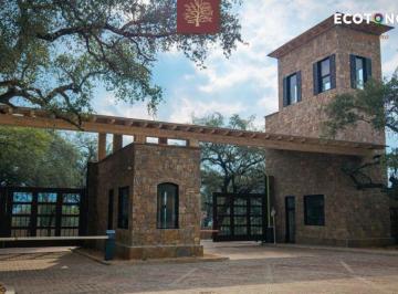 Terreno / Lote · 595m² · Venta de Terreno en Santiago Nuevo Leon