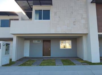 Casa en condominio · 165m² · 3 Recámaras · 2 Estacionamientos · Casa en Condominio Al Norte