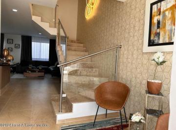 Casa de 3 habitaciones, El Marqués · Zibatá Casa en Venta Nueva y Dentro de Privada Goh4470