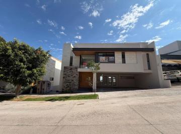 Casa de 3 habitaciones, San Luis Potosí · Hermosa Casa en Venta en Sierra Azul